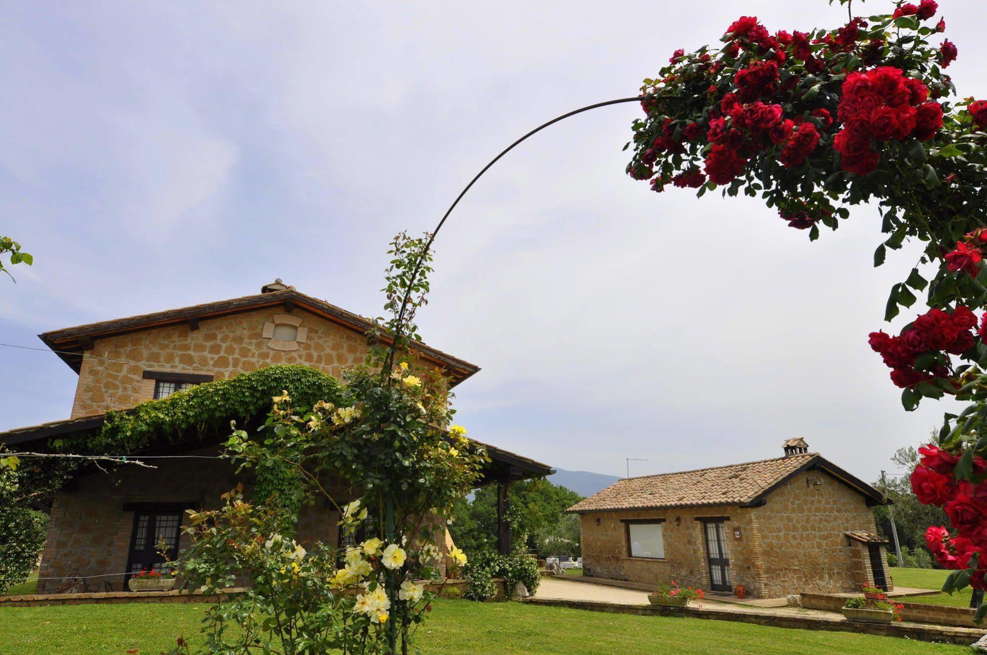 Borgo Nociquerceto Hotel Tarano Kültér fotó